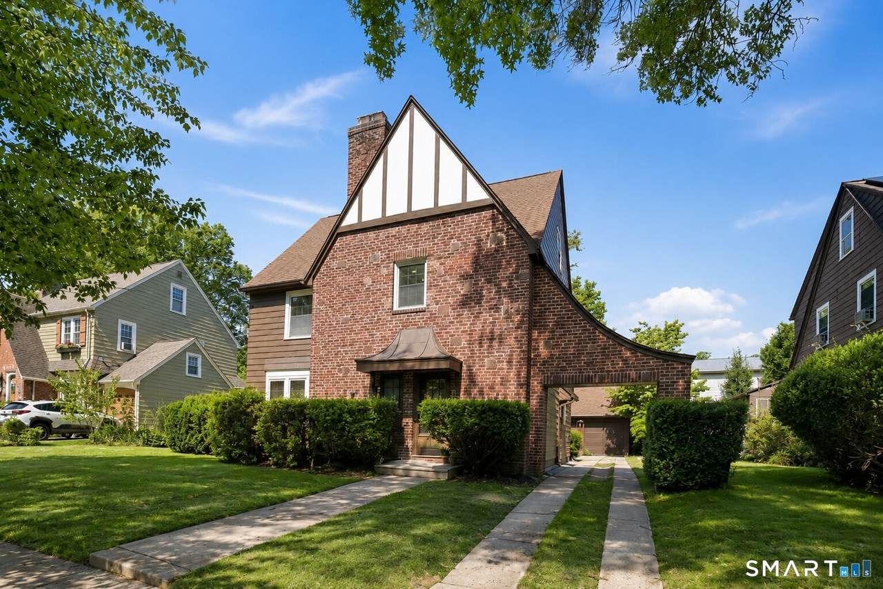 210 Colony Road - Photo 1