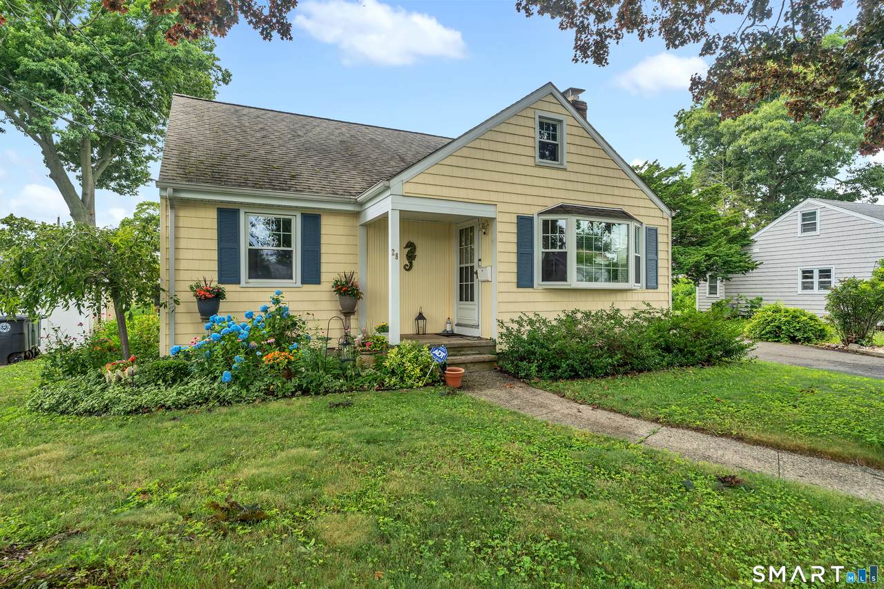 28 Kirkside Avenue - Photo 1