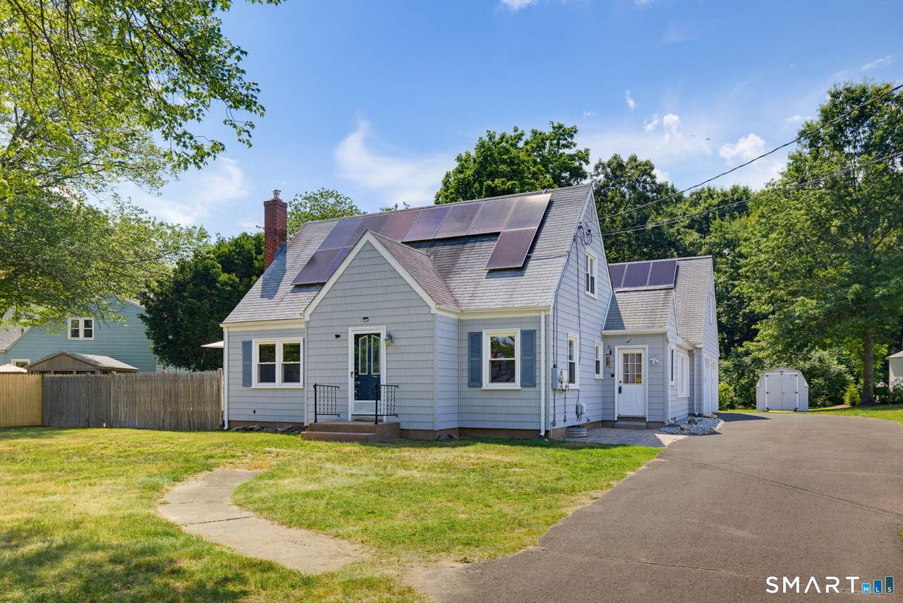 1485 Suffield Street - Photo 1