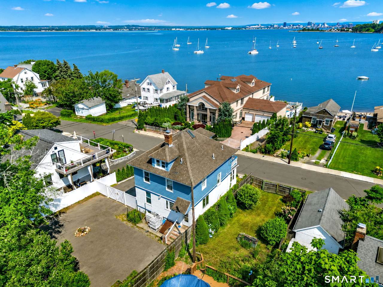 119 Cove Street - Photo 1
