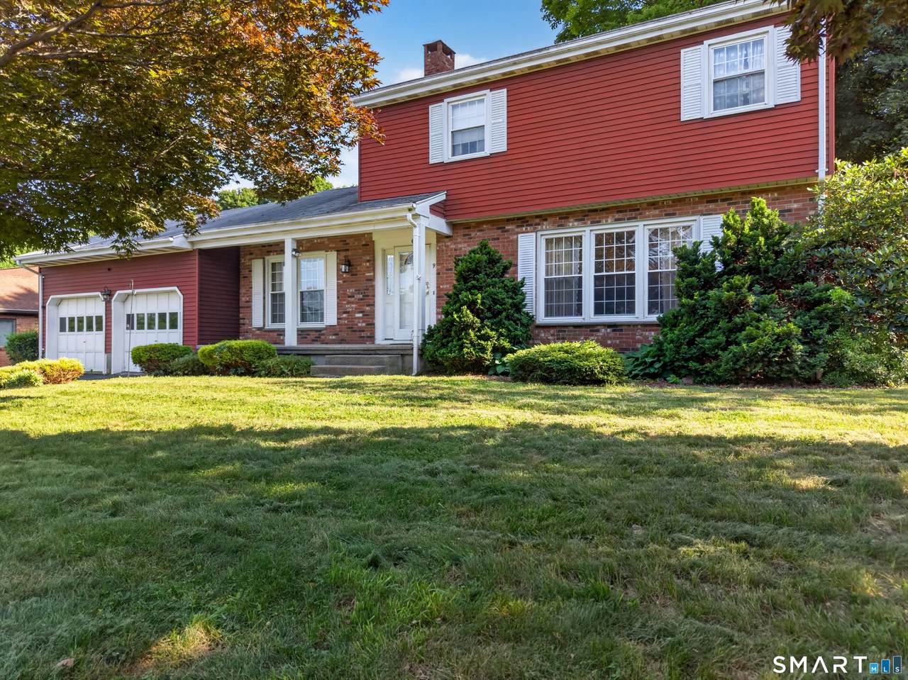 9 Round Hill Road - Photo 1