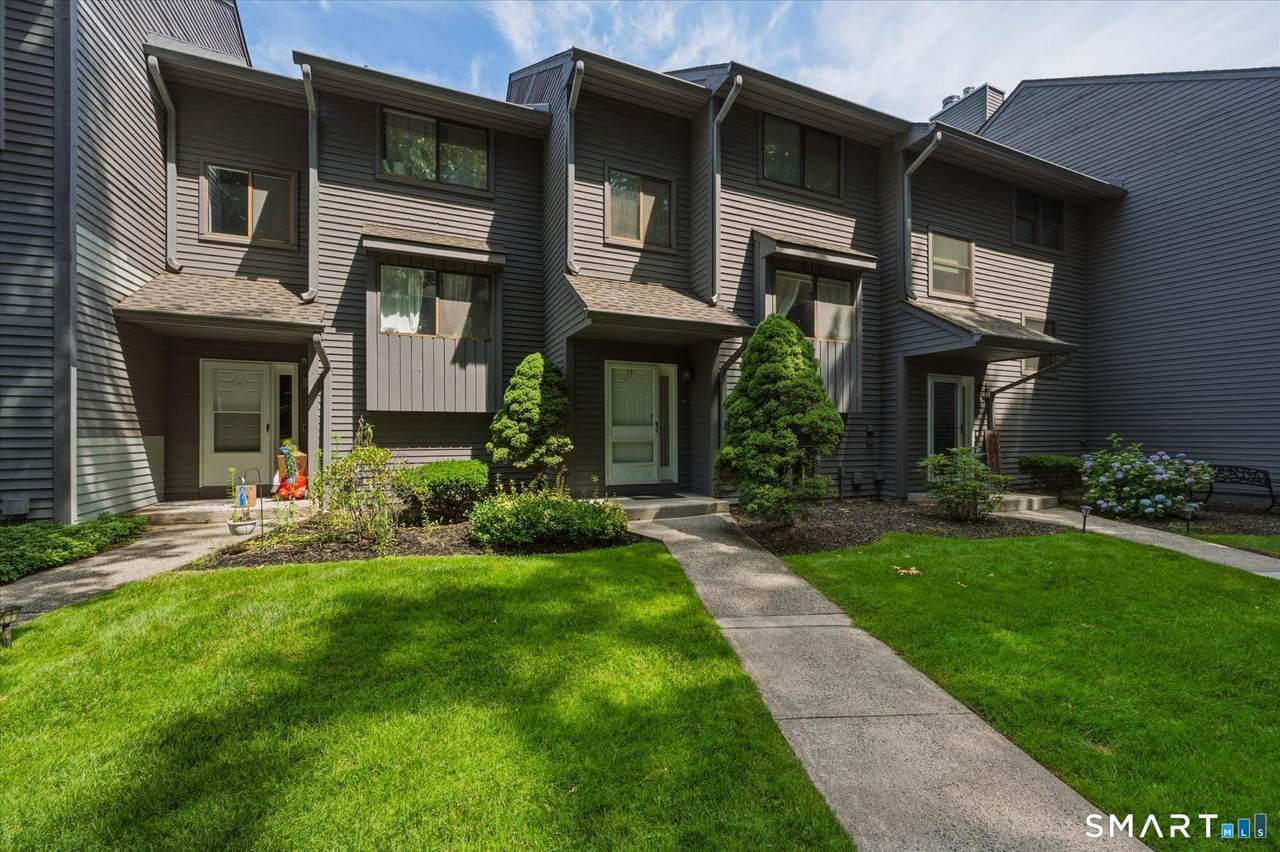 330 Conestoga Way - Photo 1