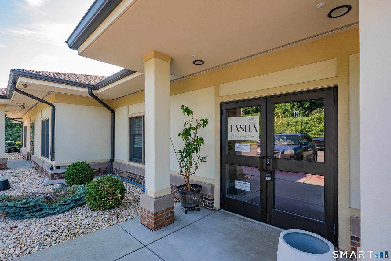 777 Echo Lake Road - Photo 1