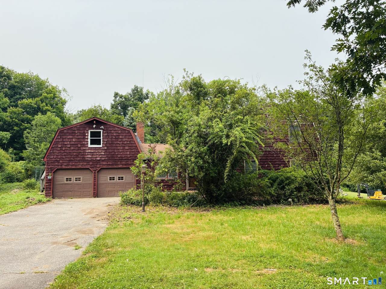 319 Lebanon Avenue - Photo 1