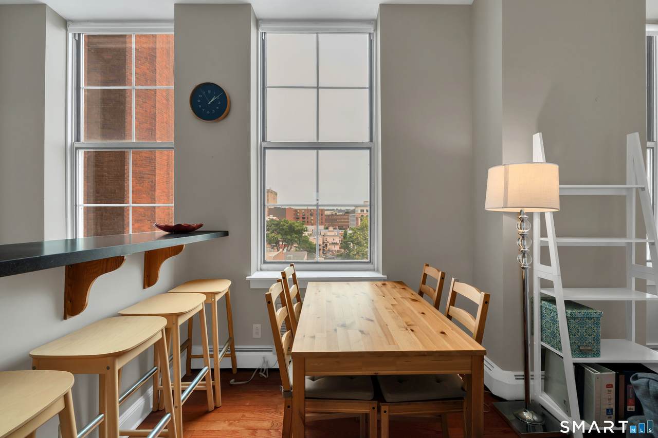 124 Court Street - Photo 1