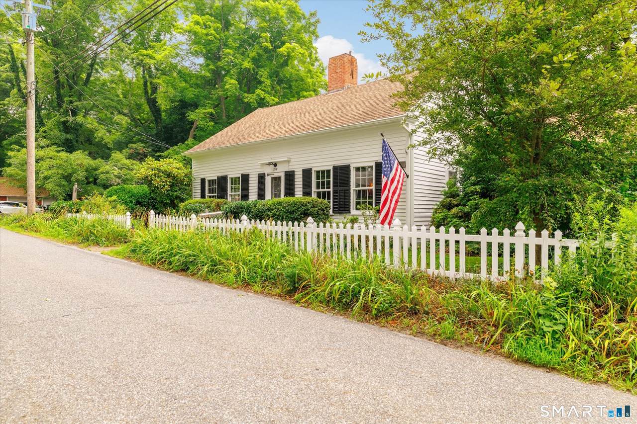 218 Bigelow Road - Photo 1