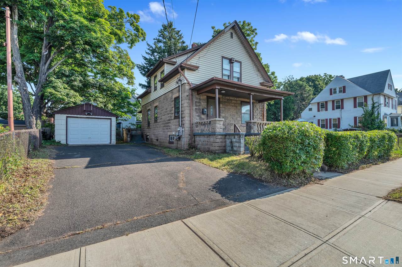 42 Sherman Avenue - Photo 1