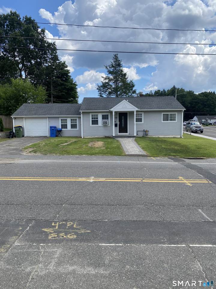 68 Wyoming Avenue - Photo 1