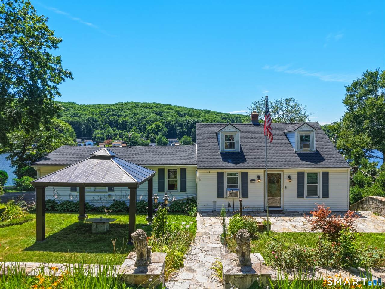 160 Lake Plymouth Boulevard - Photo 1