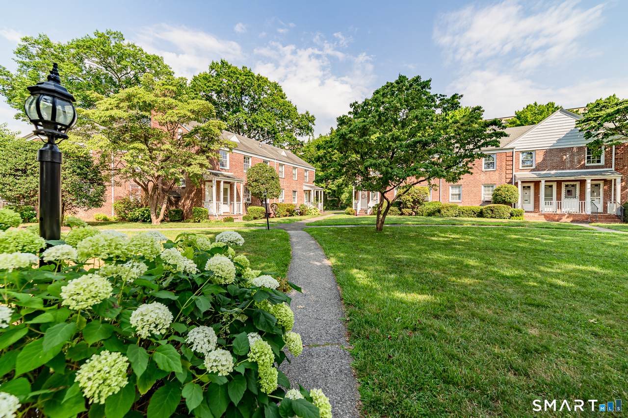 2475 Summer Street - Photo 1