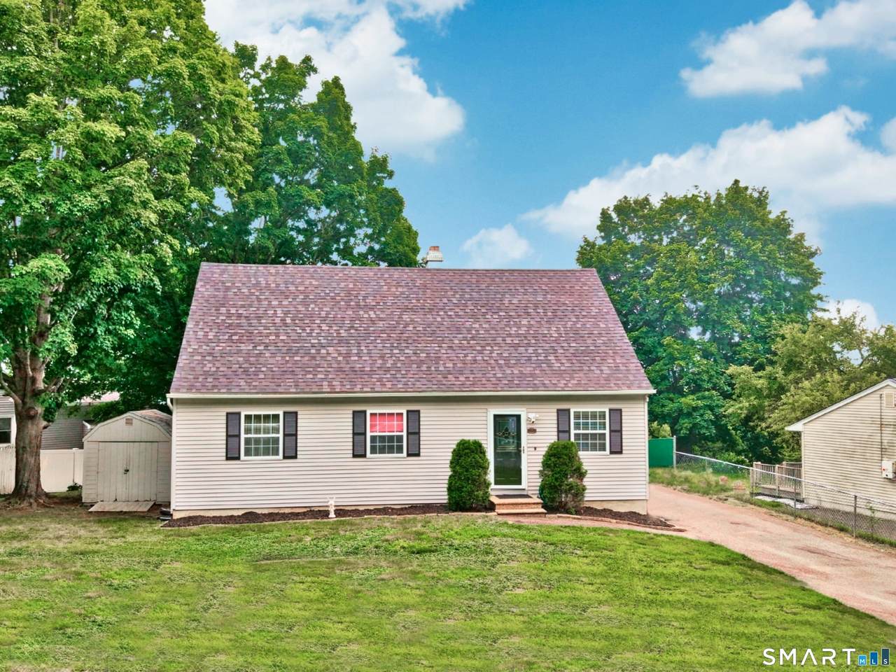 33 Red Robin Road - Photo 1