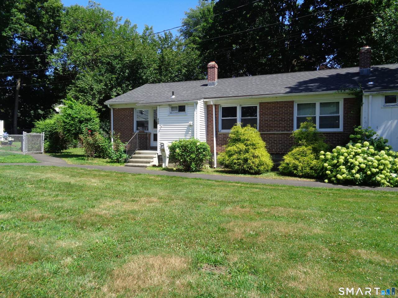318 Stonybrook Road - Photo 1