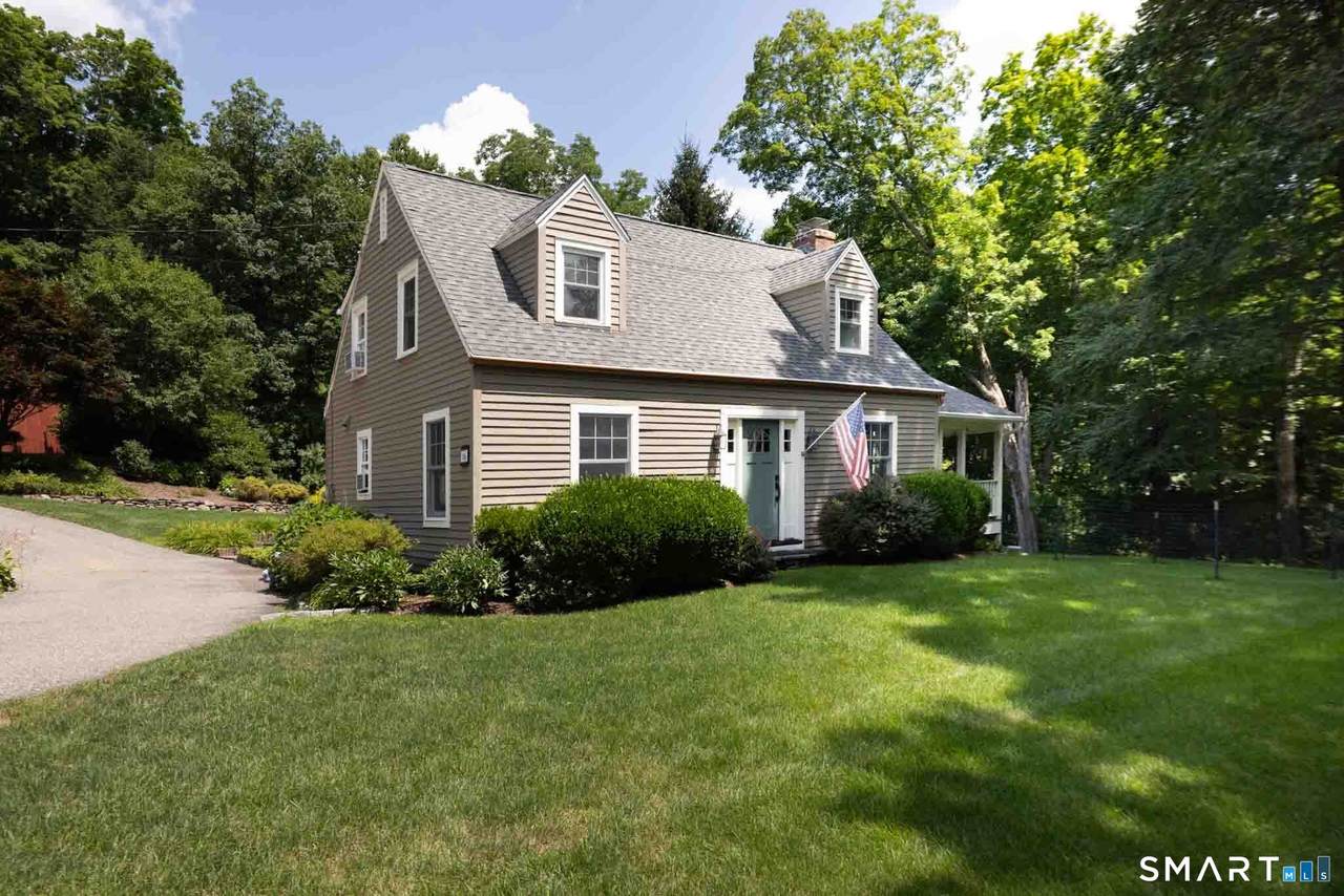 16 Barnes Hill Road - Photo 1