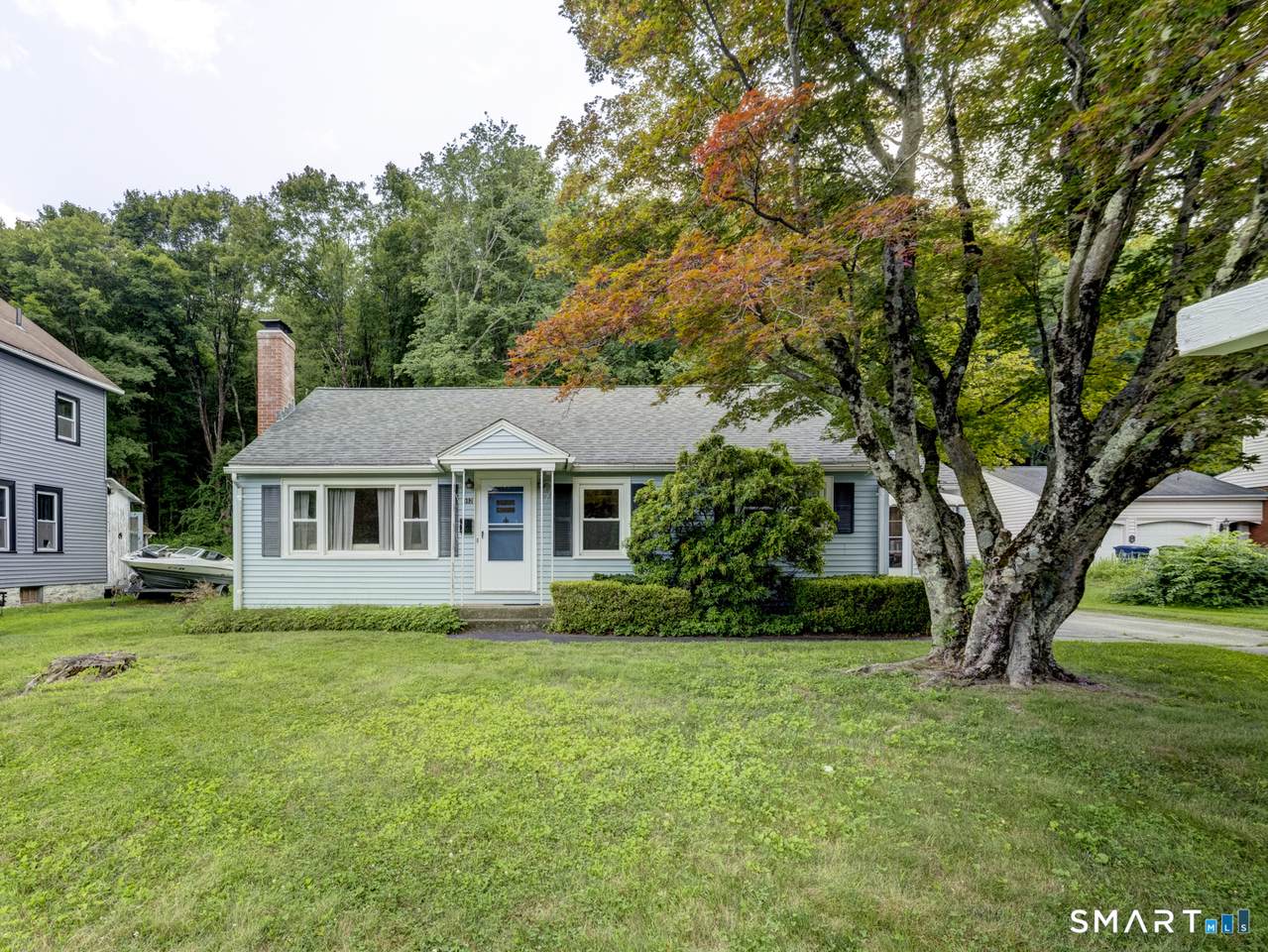512 Pleasant Street - Photo 1