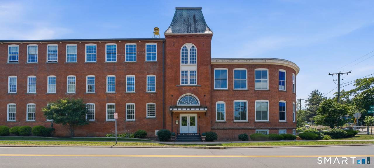 10 Main Street - Photo 1
