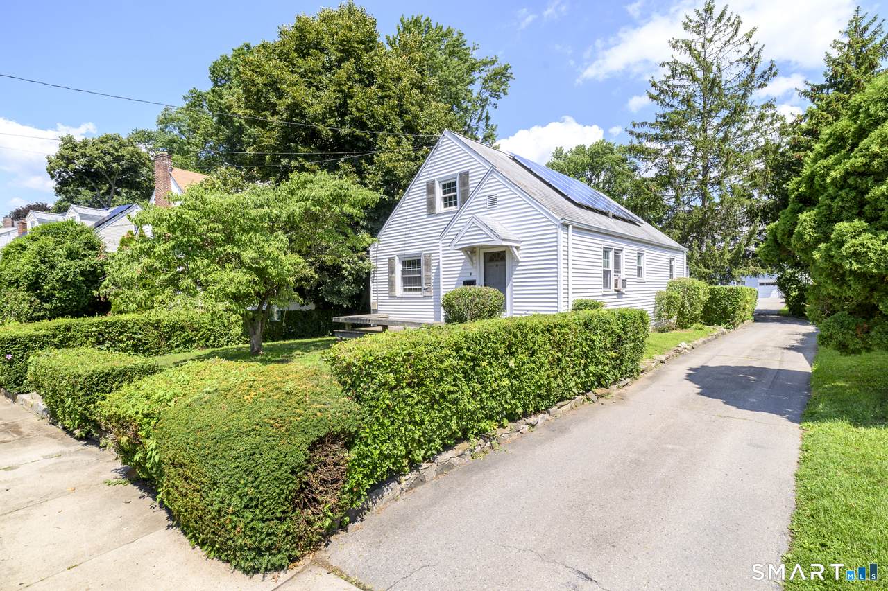 9 Penzance Road - Photo 1