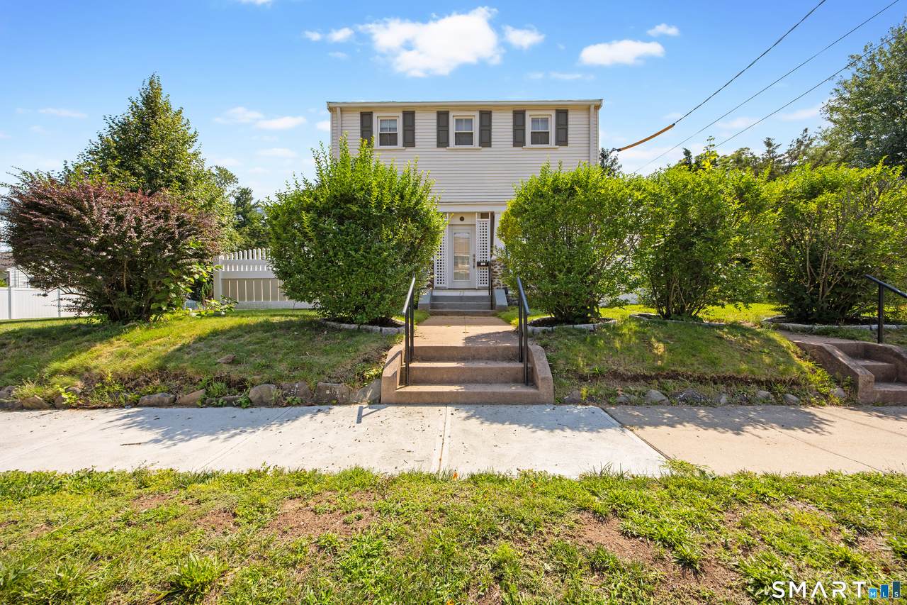 78 Tyler Street - Photo 1