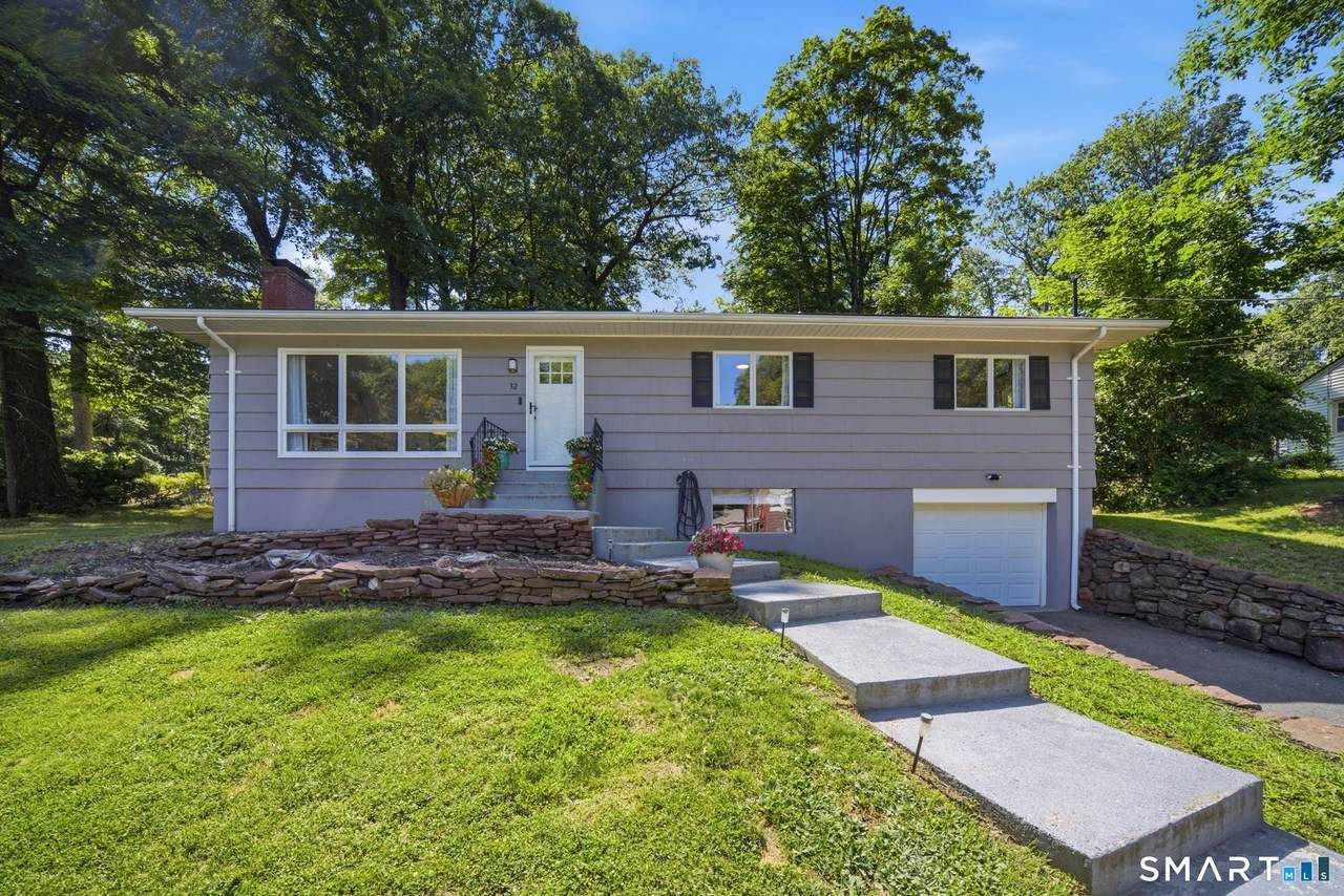 32 Fairview Drive - Photo 1