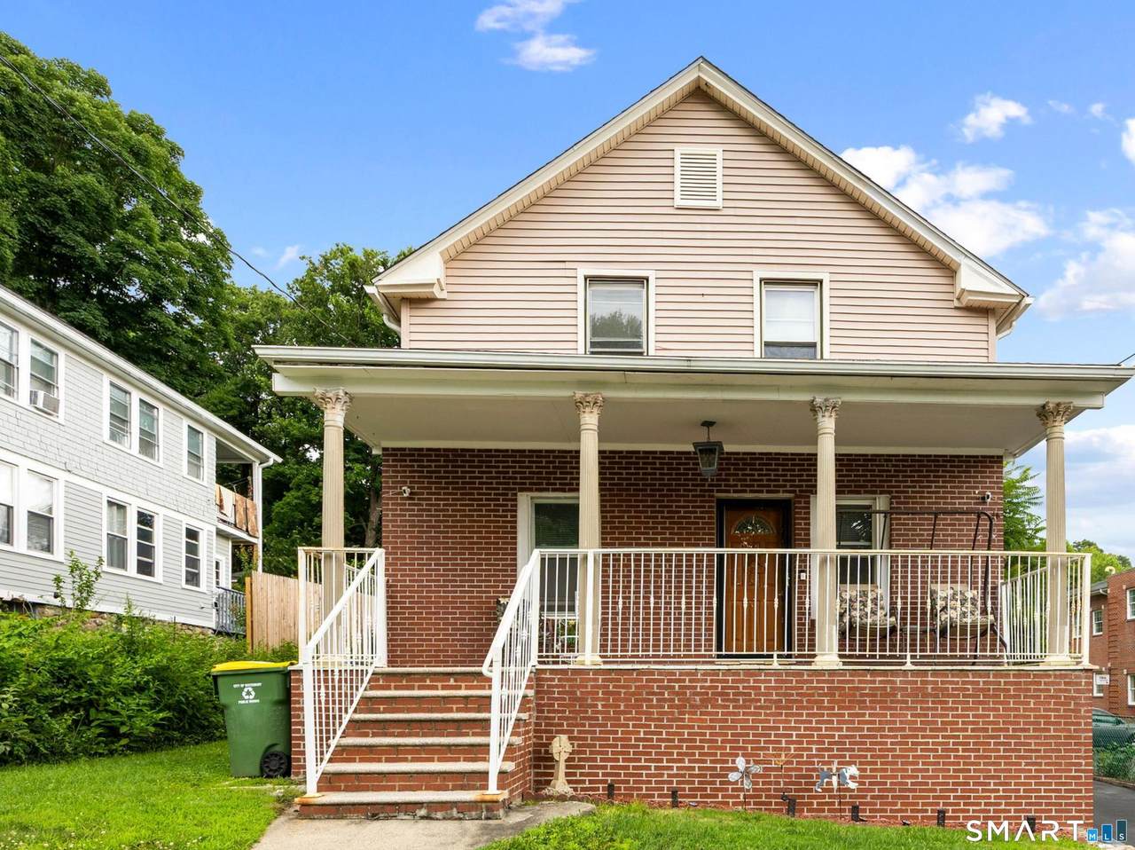 34 Wooster Avenue - Photo 1