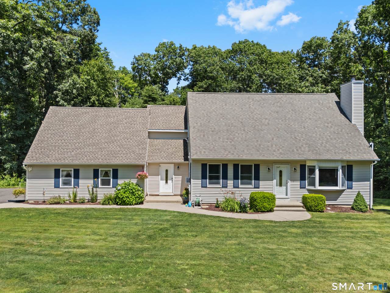 87 Windrush Lane - Photo 1