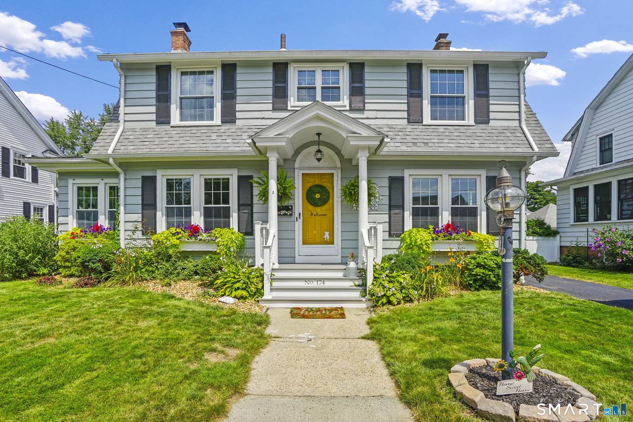 174 Hopkins Place - Photo 1