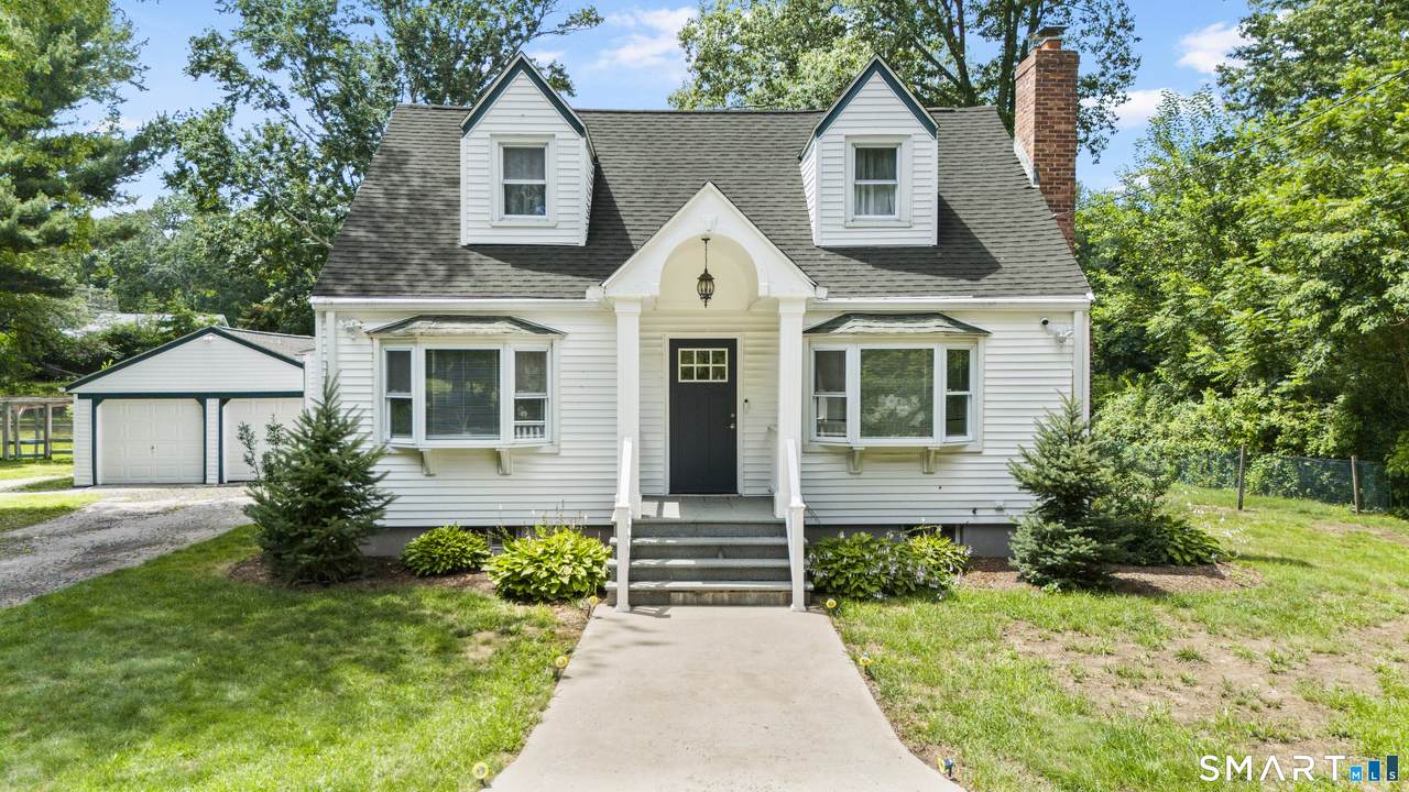 2065 Reservoir Avenue - Photo 1
