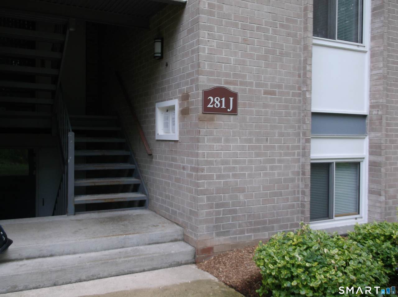281 Gardner Avenue - Photo 1