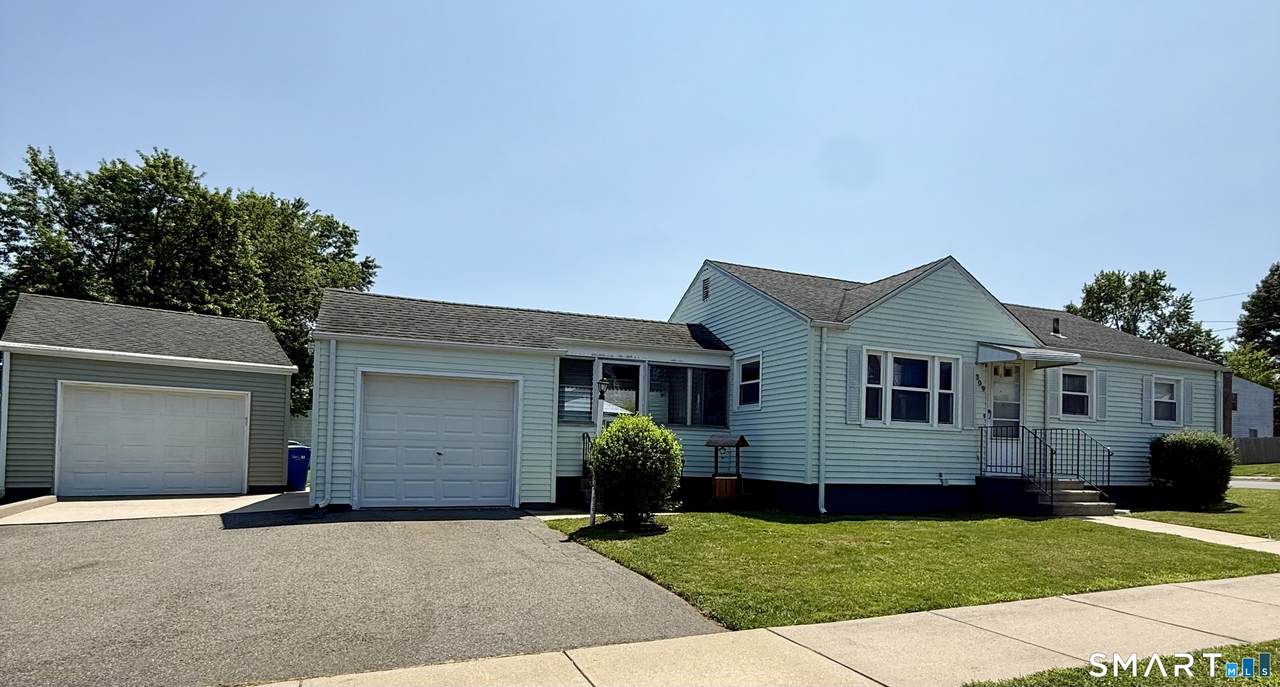 309 Freeman Street - Photo 1