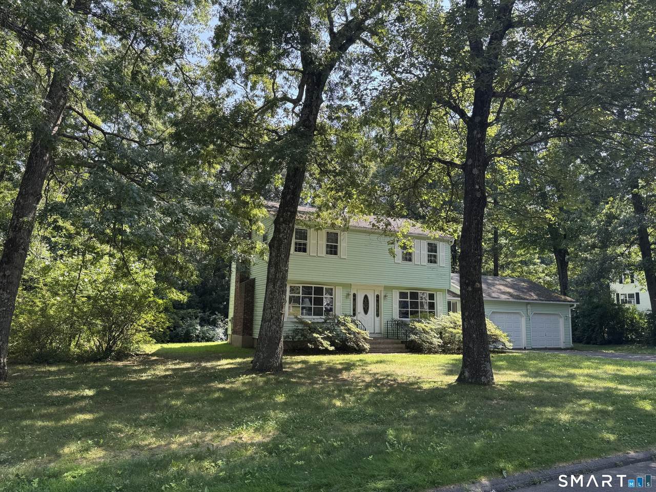 23 Maplewood Drive - Photo 1