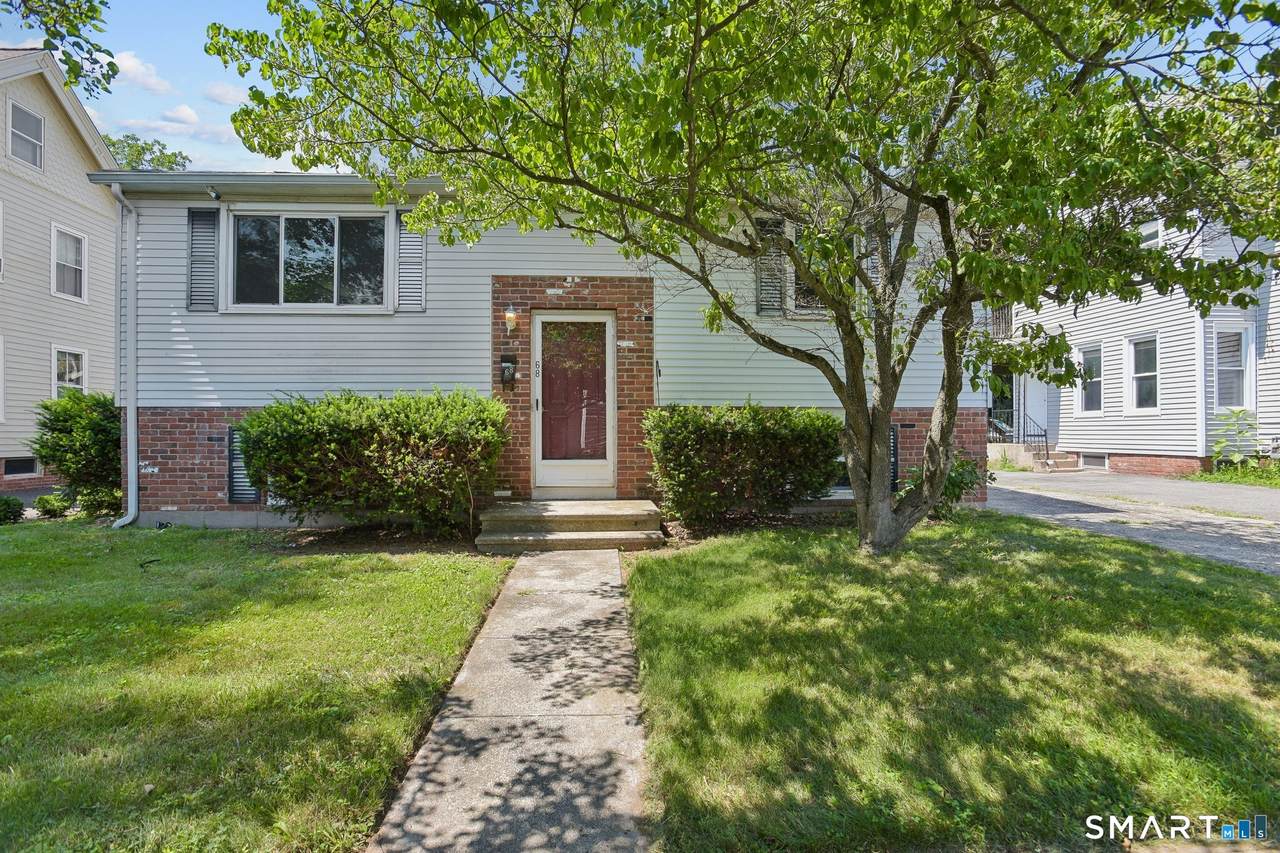 68 Bull Avenue - Photo 1