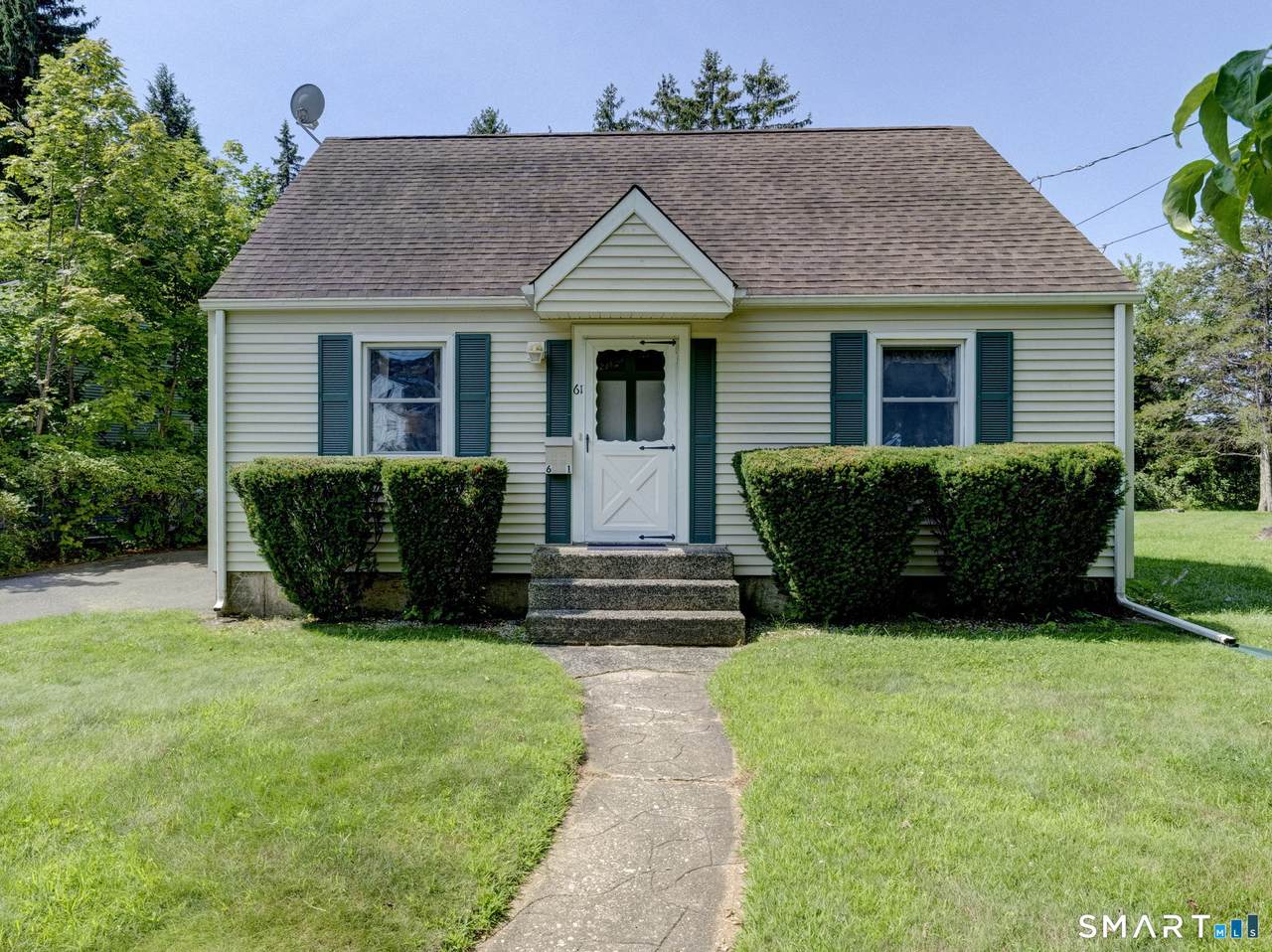 61 Berkley Avenue - Photo 1