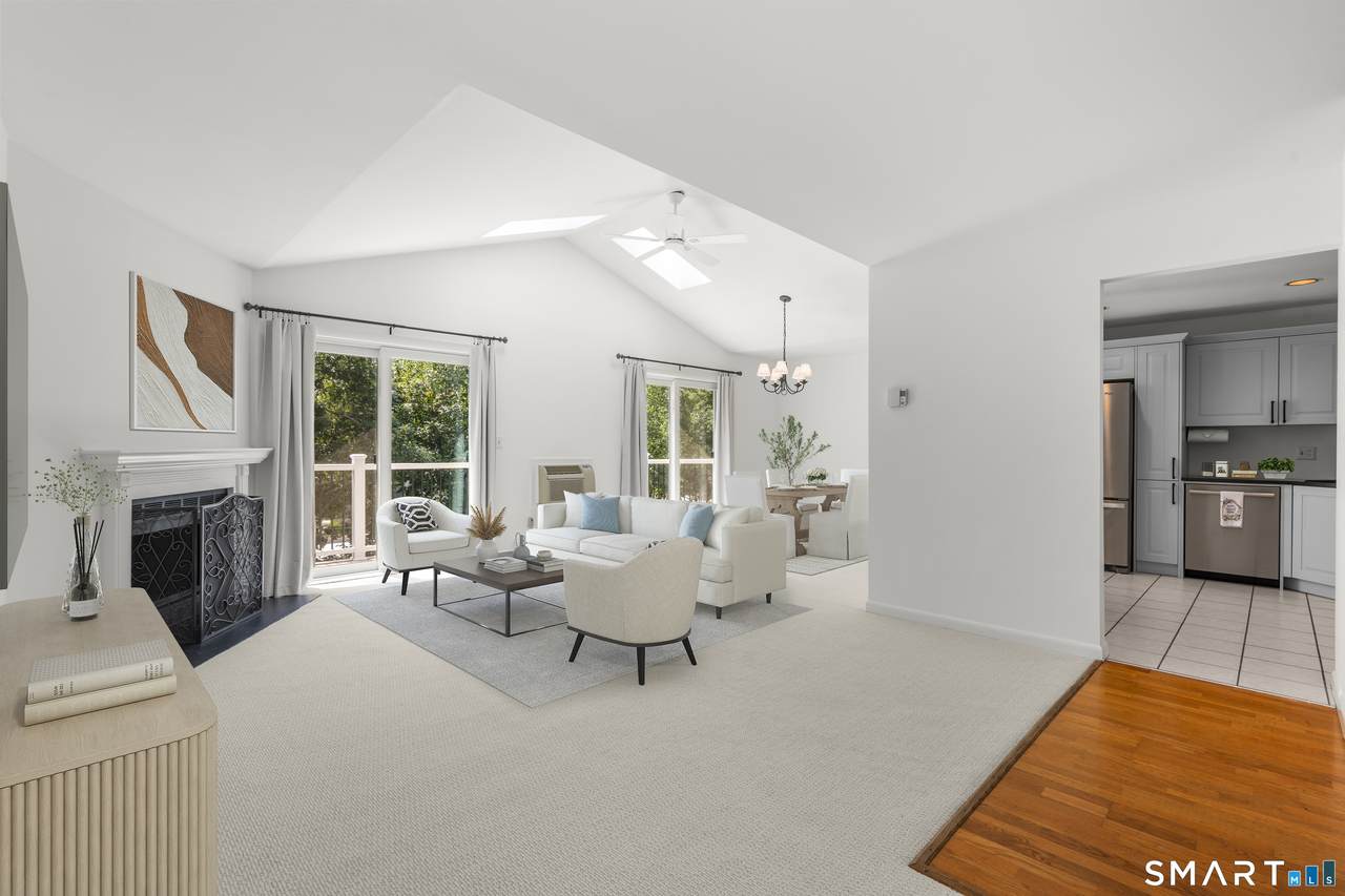 97 Richards Avenue - Photo 1