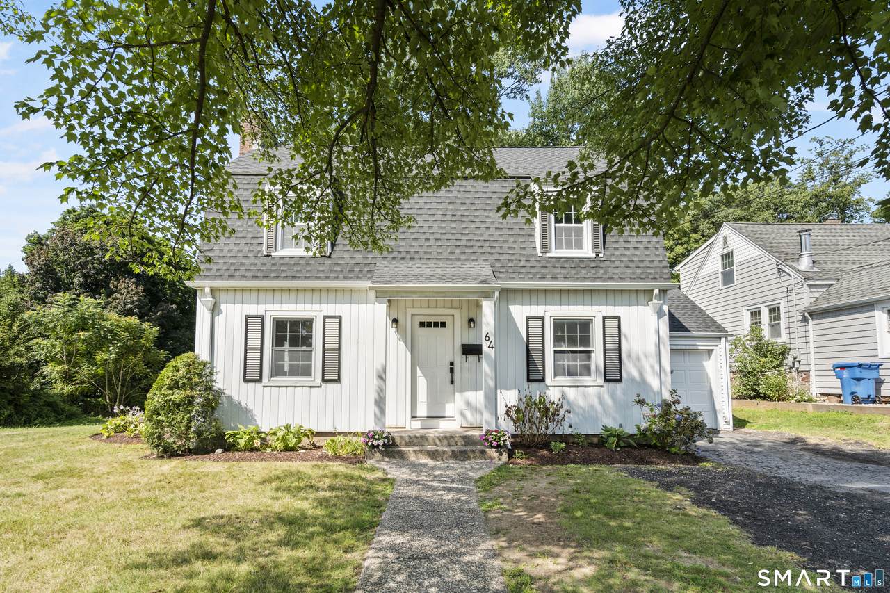 64 Fanway Avenue - Photo 1