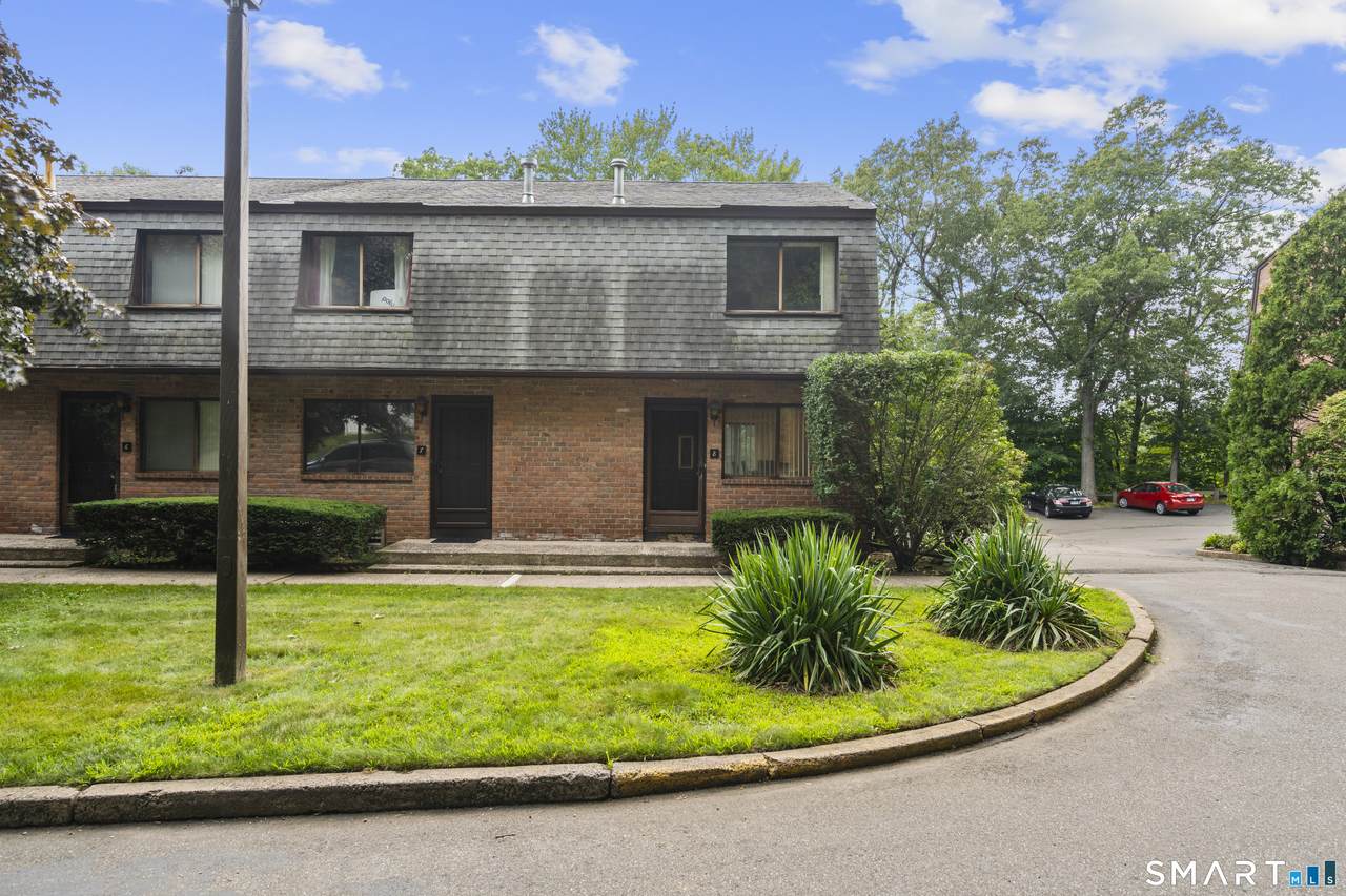 38 Trafford Street - Photo 1
