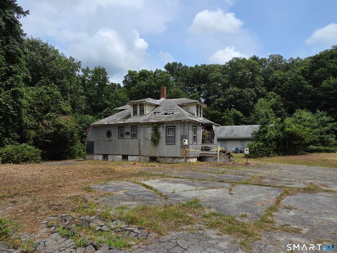 980 Voluntown Road - Photo 1