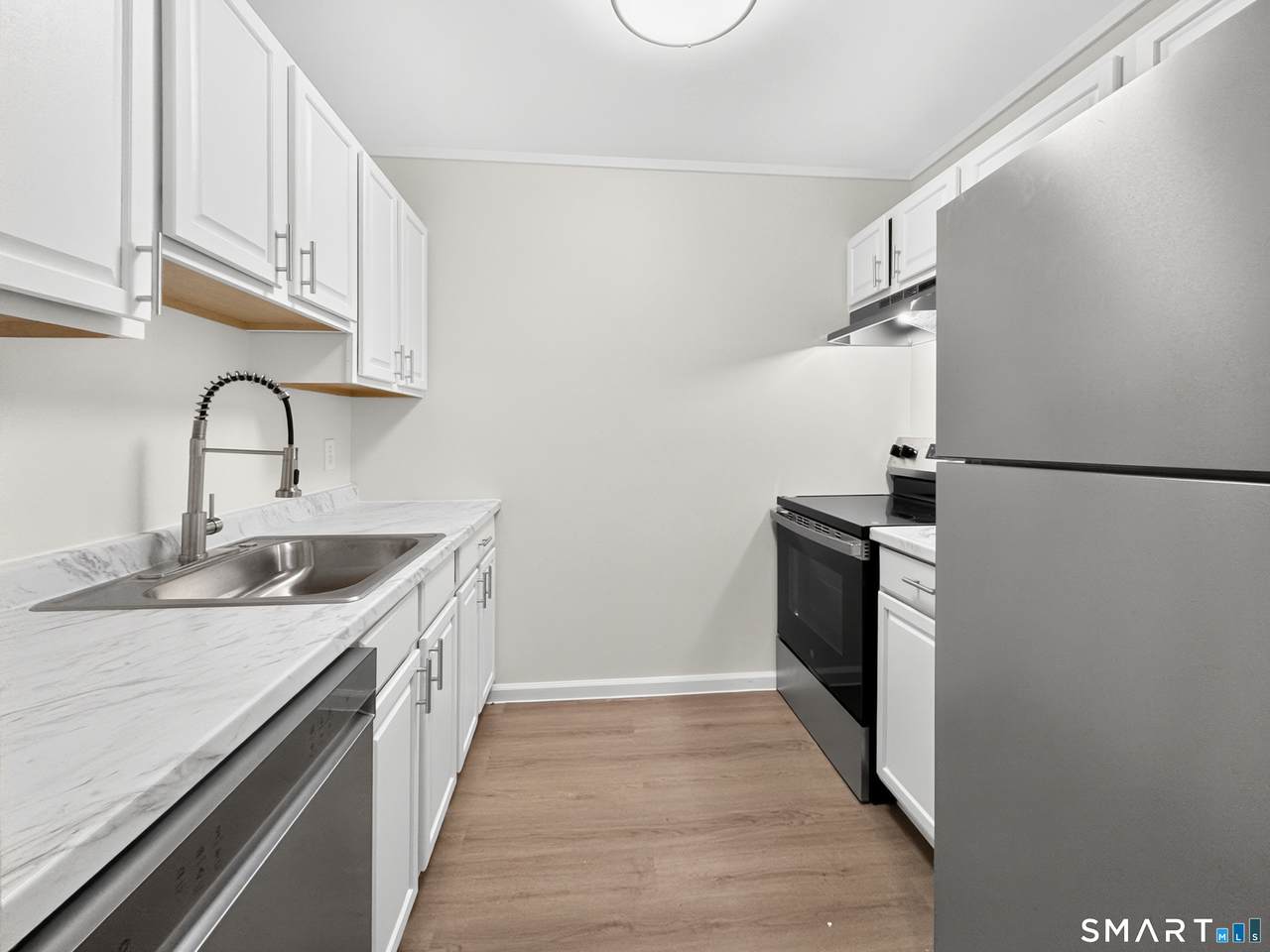 59 Glade Street - Photo 1