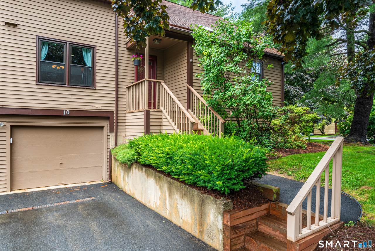 10 Stillmeadow Circle - Photo 1