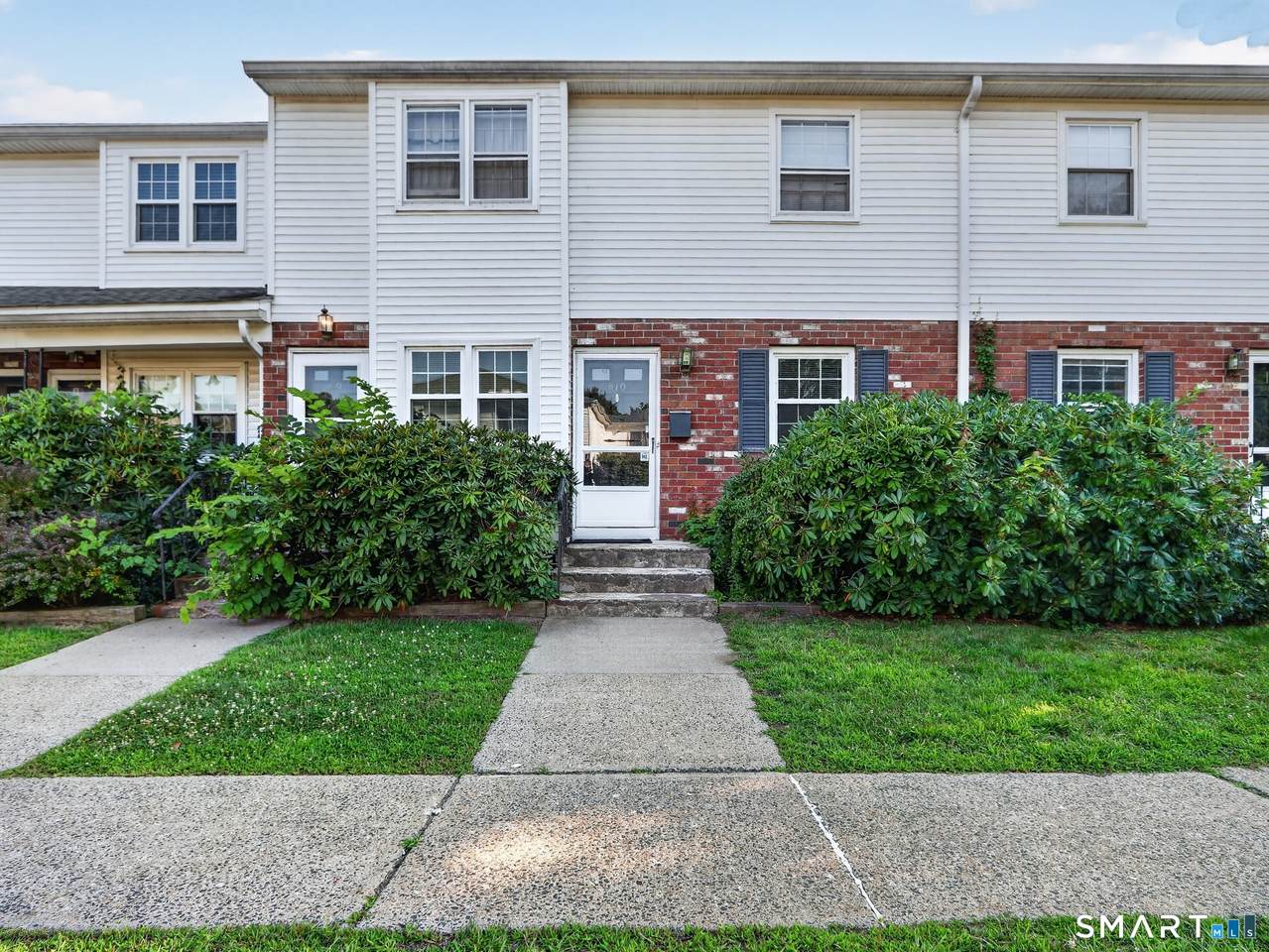 10 Bradley Circle - Photo 1
