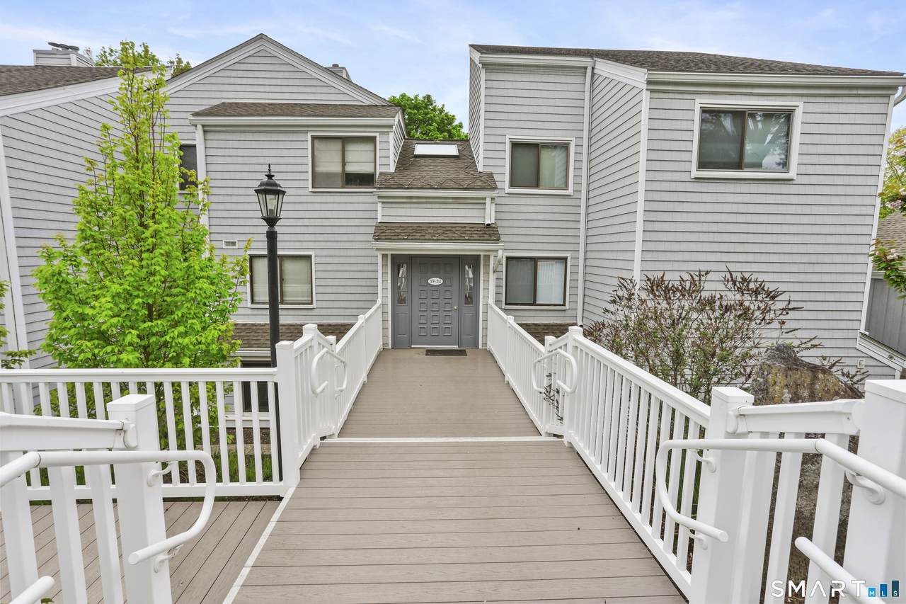 22 Rowayton Woods Drive - Photo 1