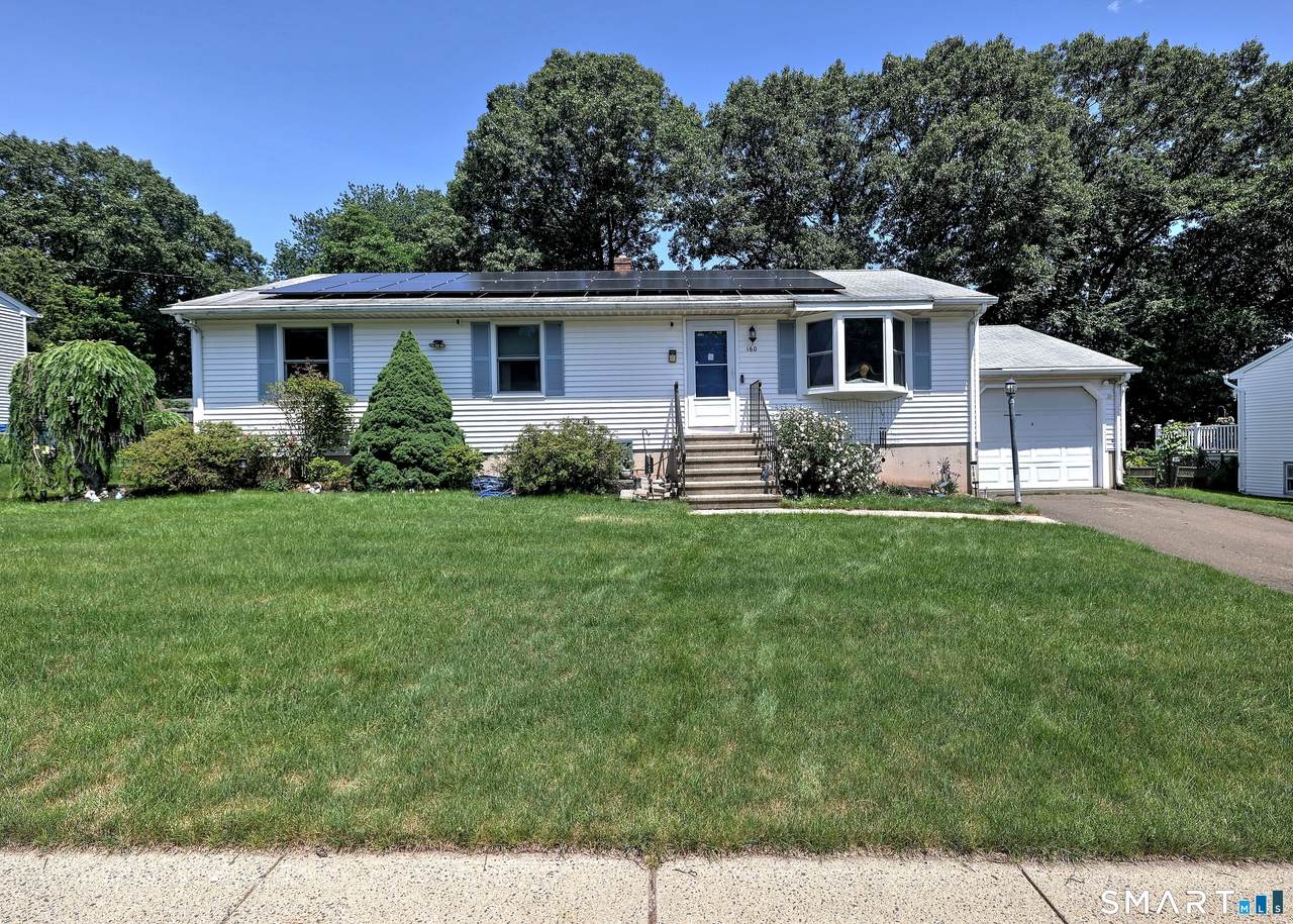 160 Tanglewood Drive - Photo 1
