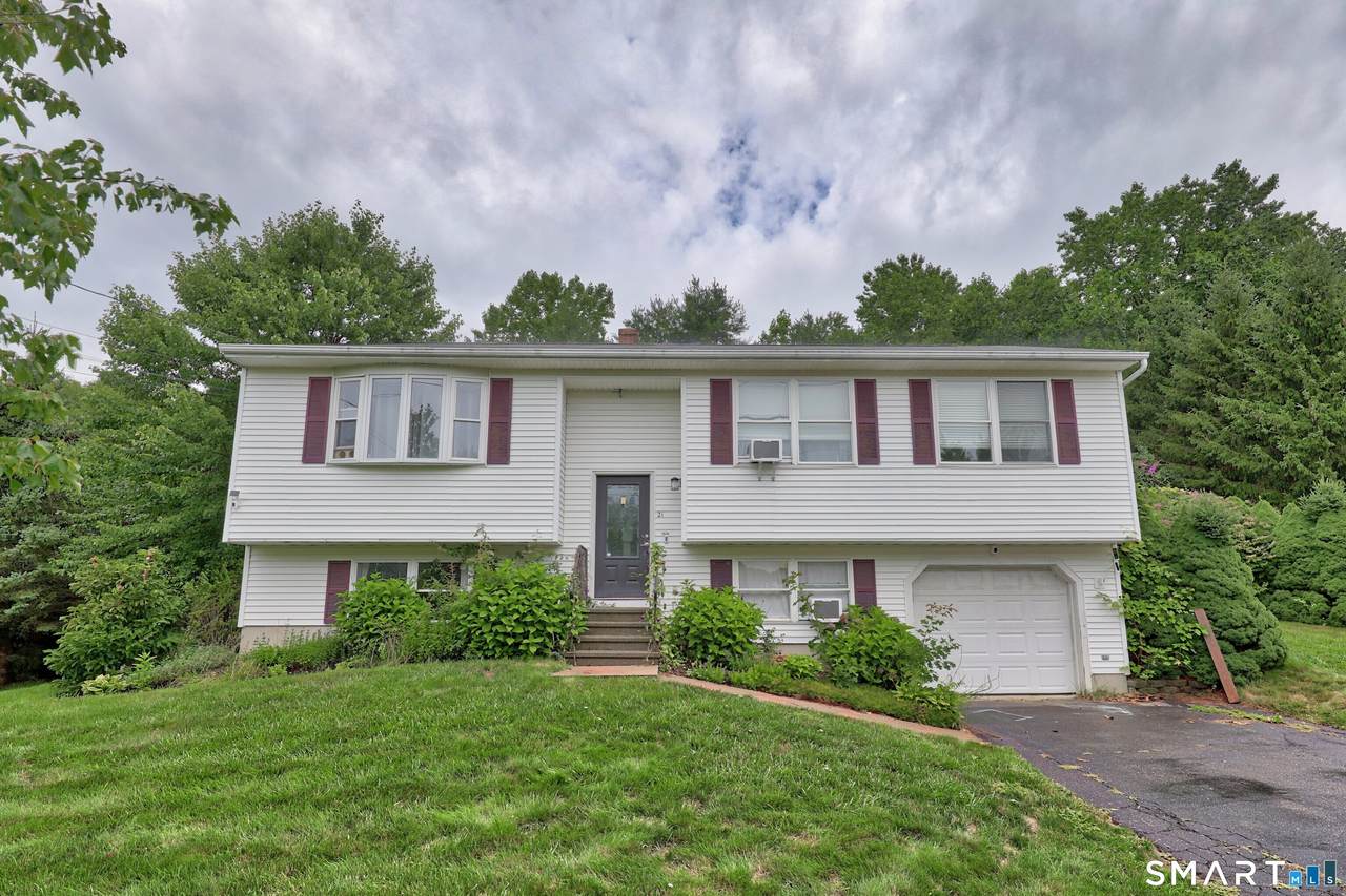 21 Applewood Lane - Photo 1