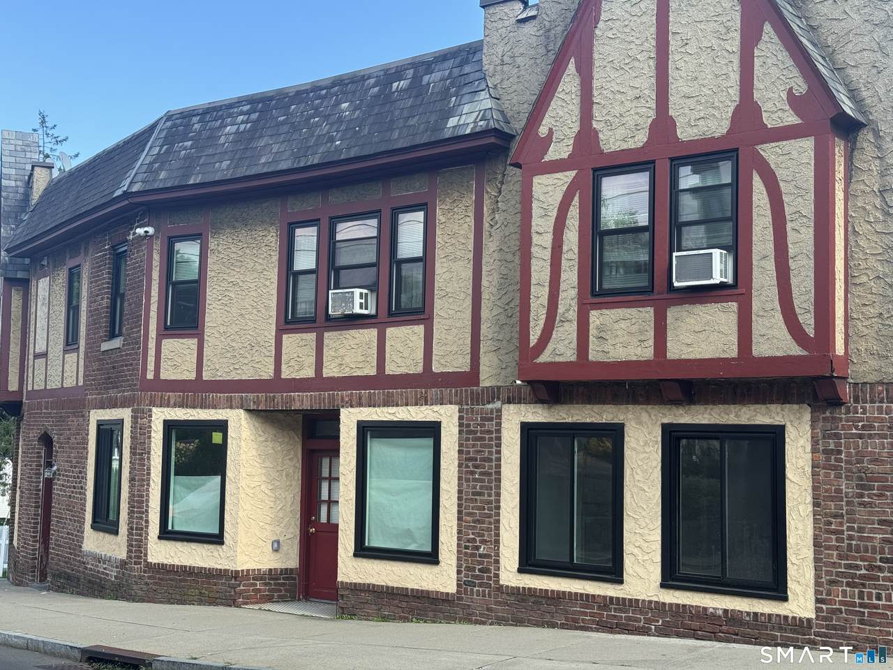 72 Hamilton Avenue - Photo 1