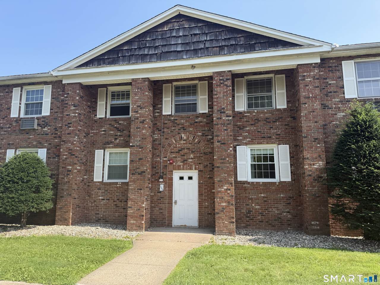 1465 Willard Avenue - Photo 1