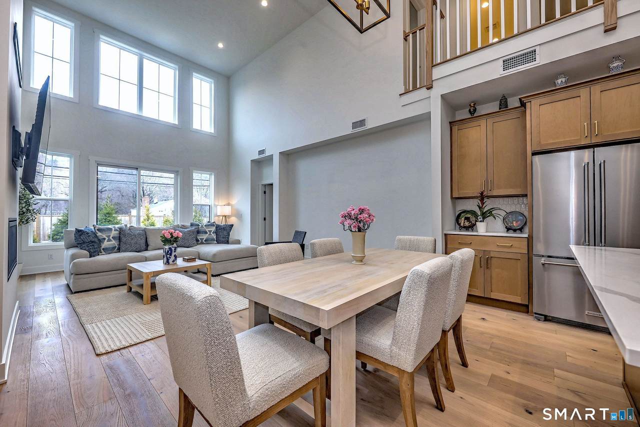 27 Heritage Lane - Photo 1
