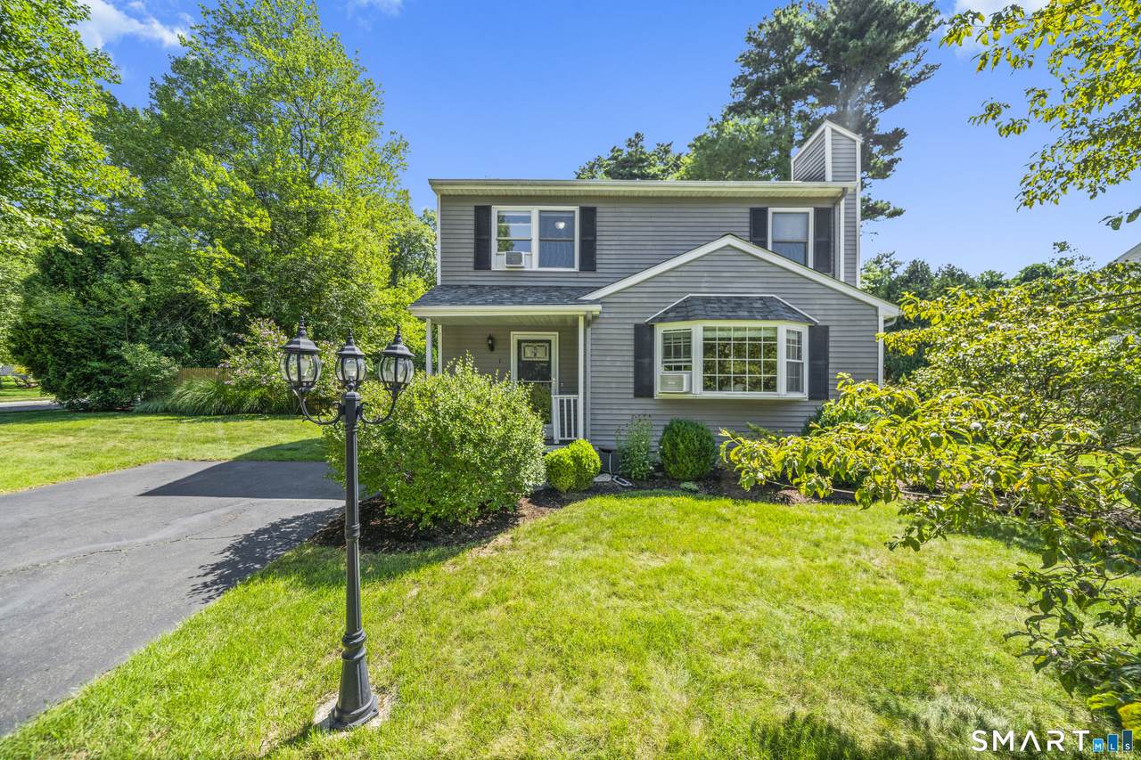 1 Pinecrest Road - Photo 1