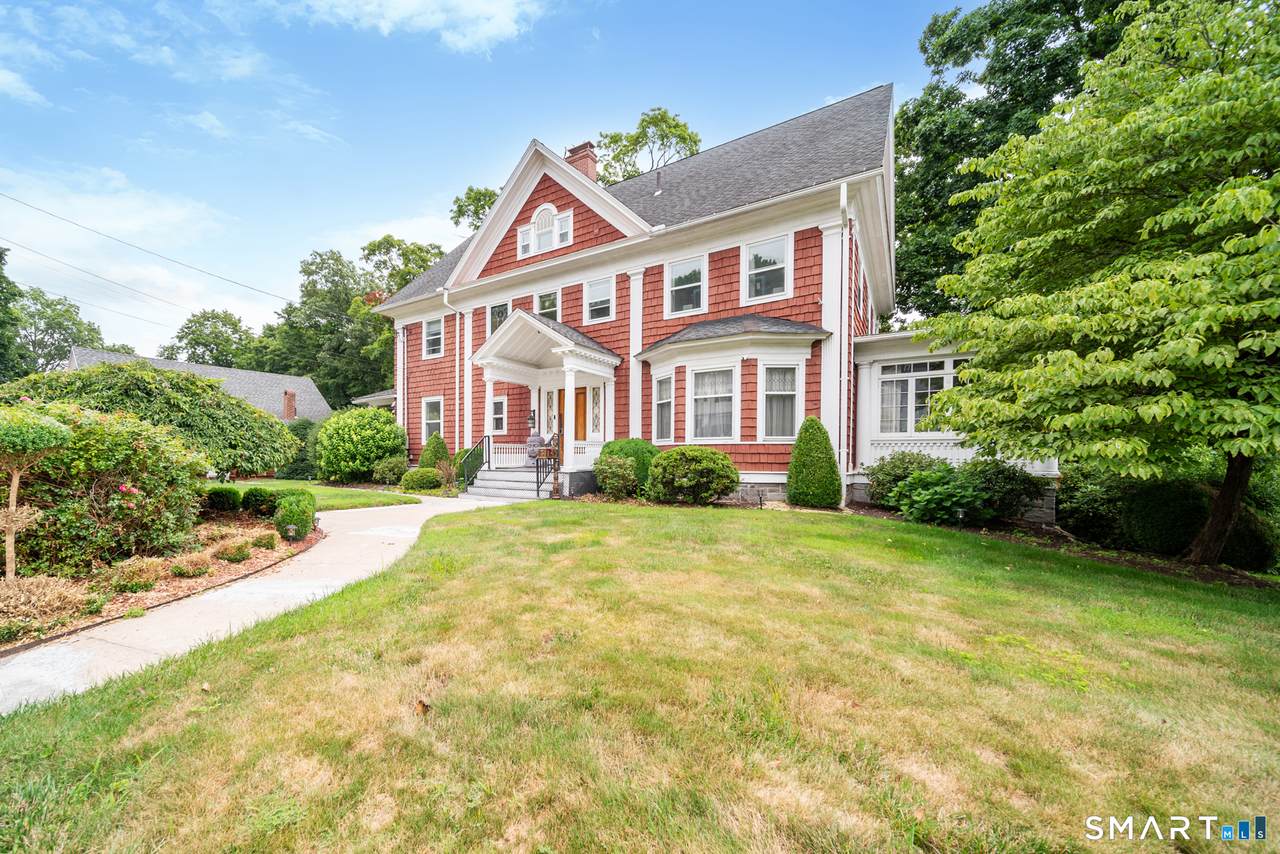 219 Hillside Avenue - Photo 1