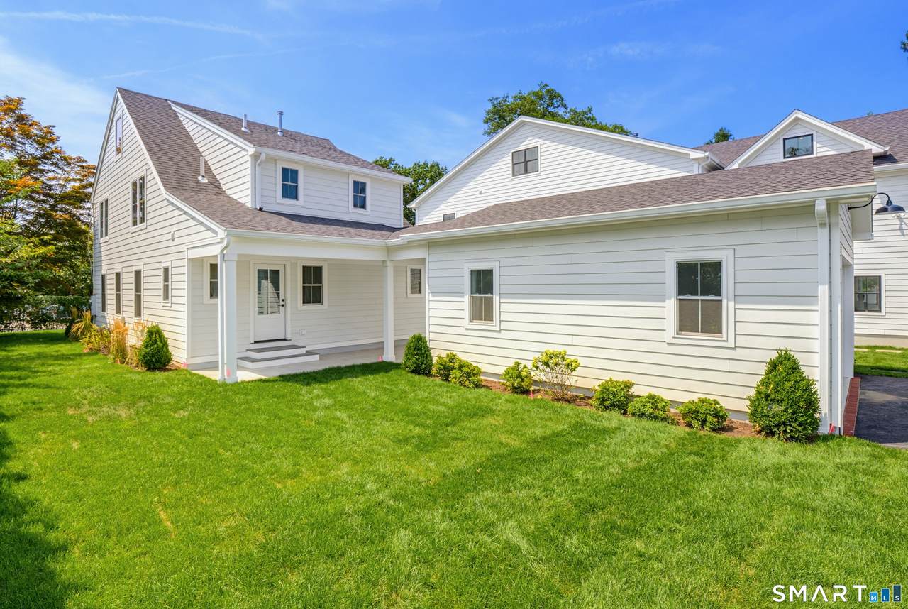 517 Newfield Avenue - Photo 1
