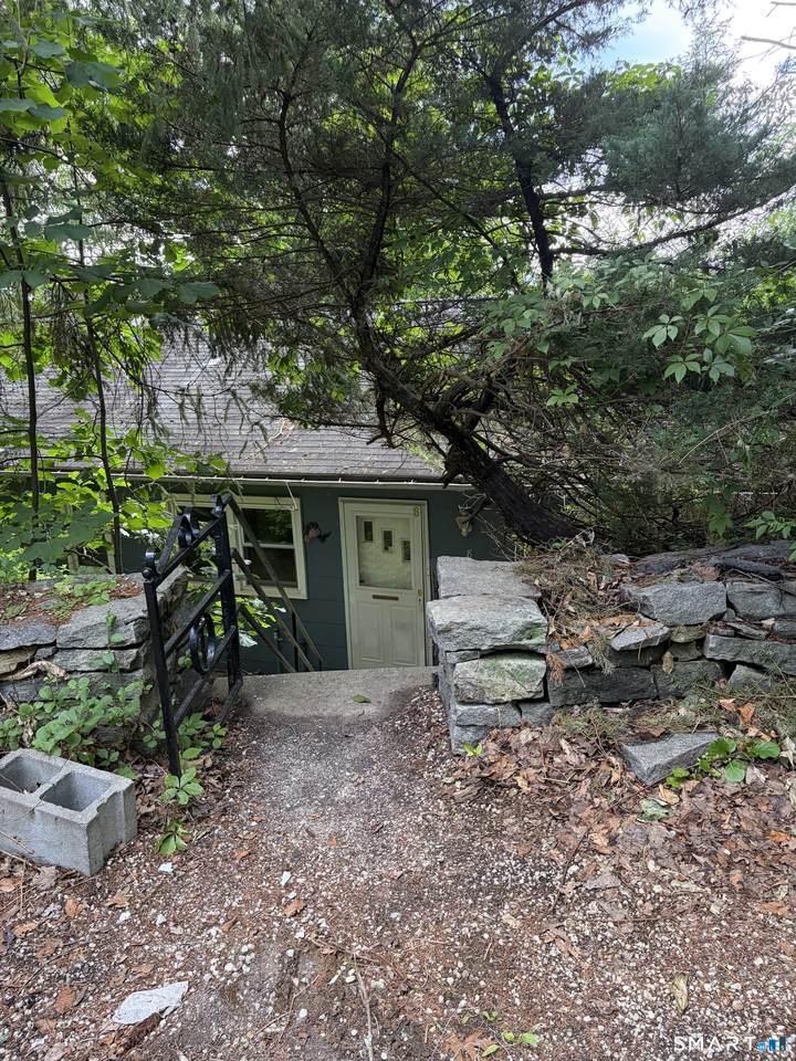 8 Terrace Drive - Photo 1
