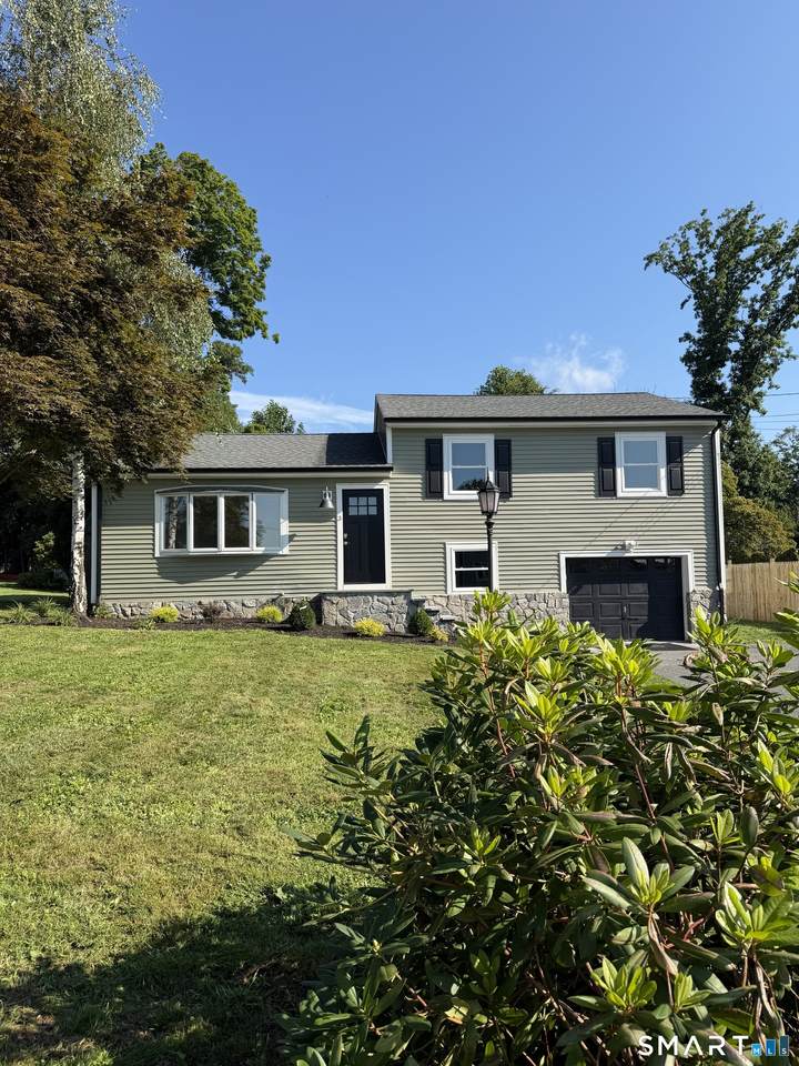 3 Mist Hill Drive - Photo 1