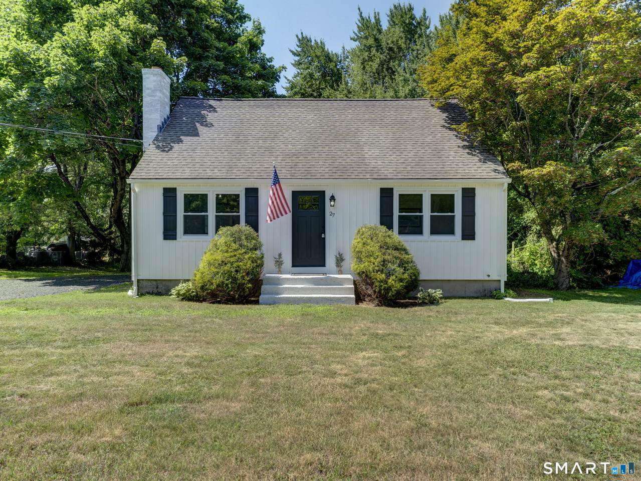 27 Meadow Road - Photo 1